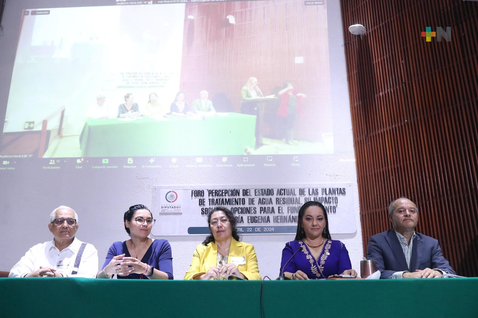 Plantas de tratamiento de agua, opción para enfrentar la crisis hídrica en México: Morena