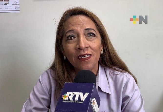 En Coatzacoalcos, maestros piden a alumnos llevar suficiente agua para estar bien hidratados