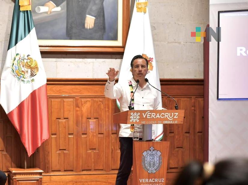 Que no se enojen porque invertimos en salud, Cuitláhuac García a sus adversarios