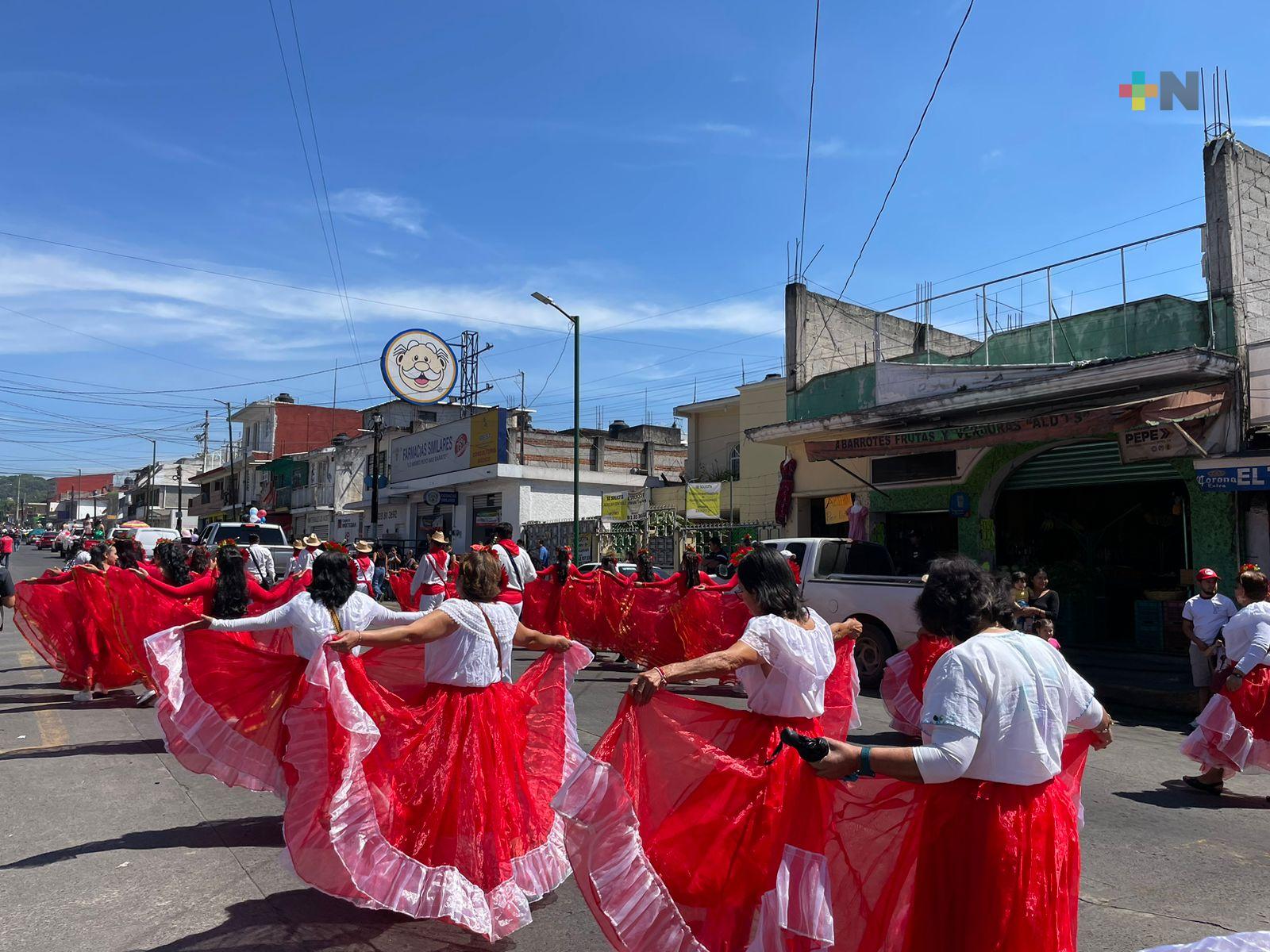 Realizan desfile de Expo Feria Banderilla 2024