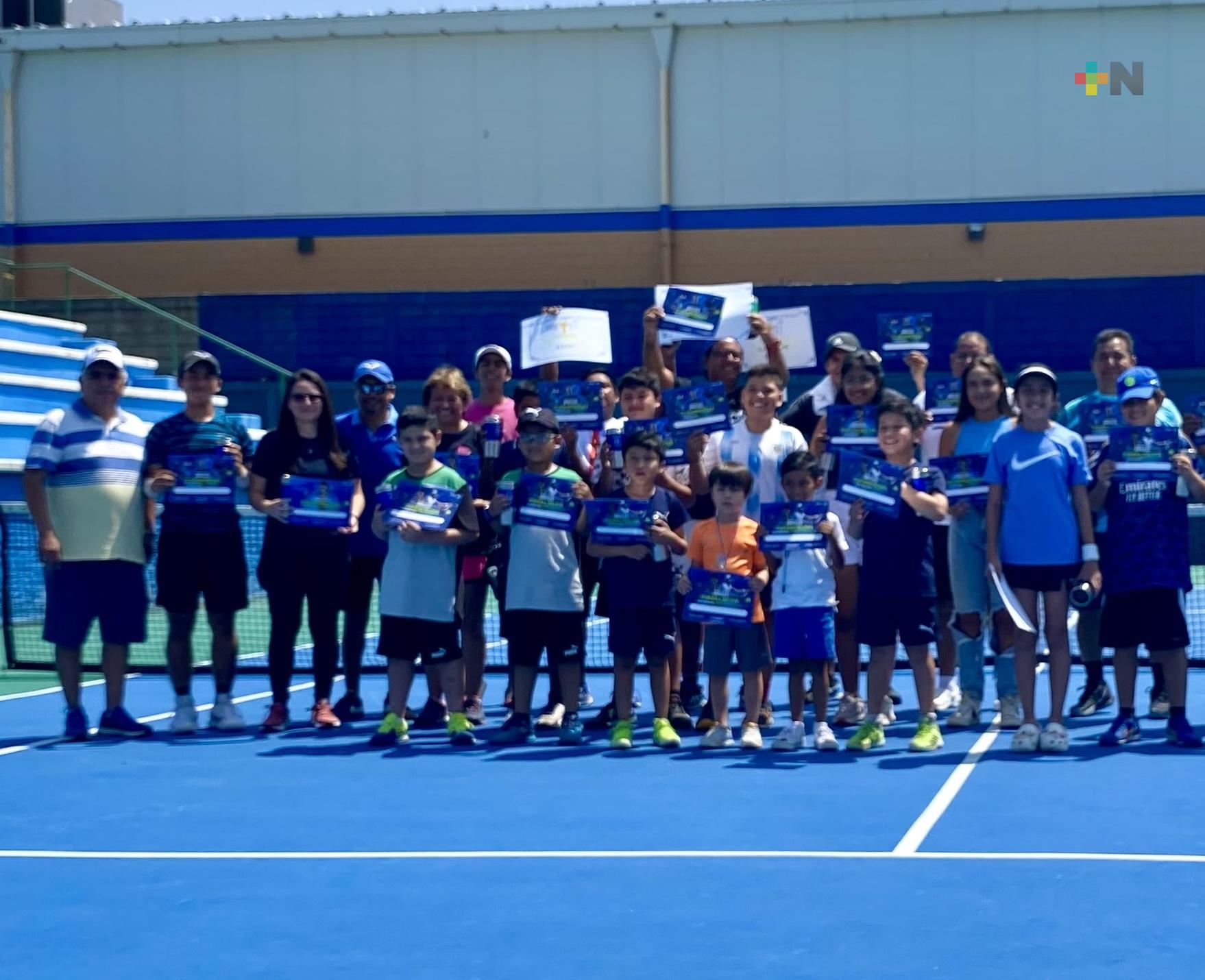En Coatzacoalcos realizan primera etapa del Circuito Regional de Tenis