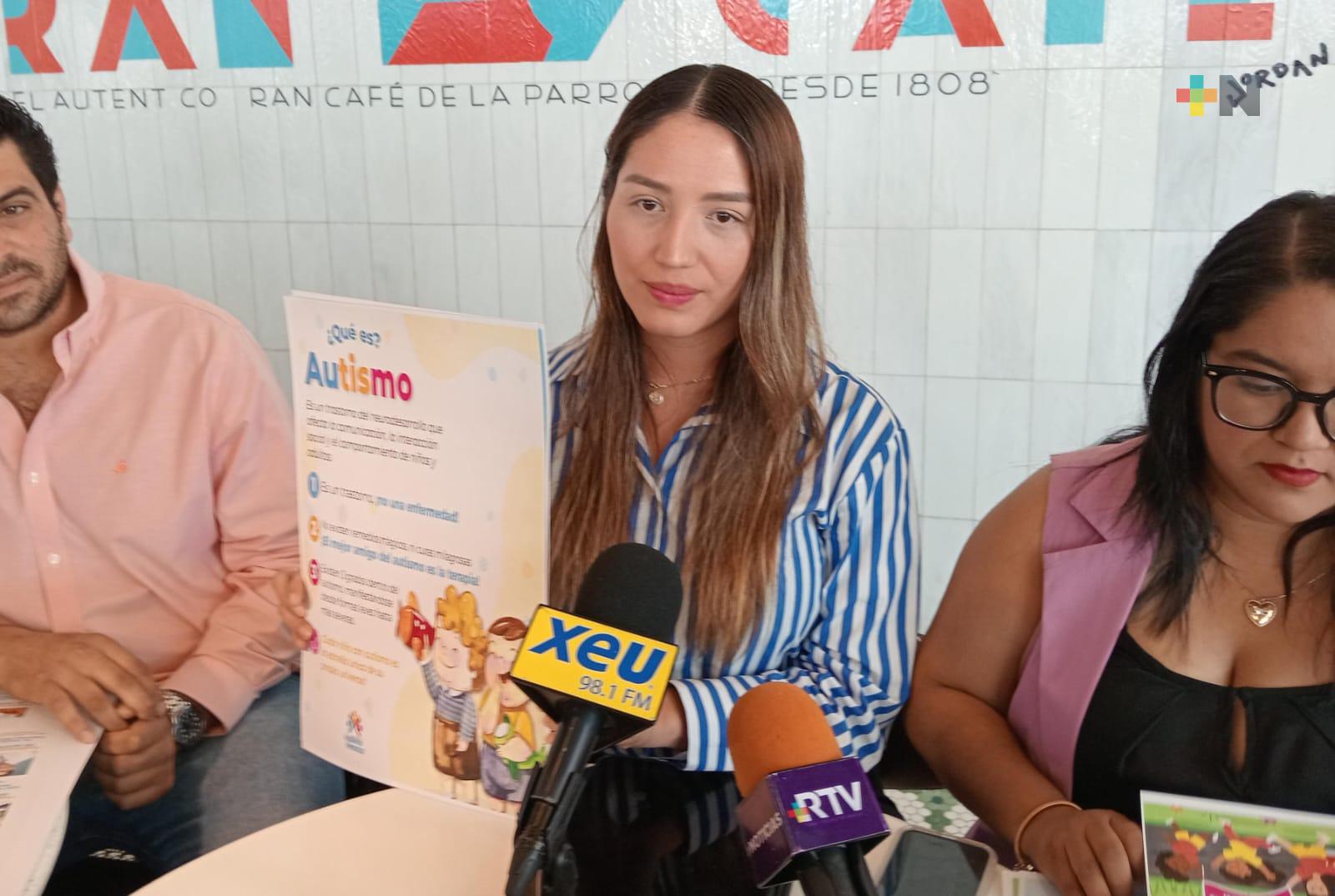 Con caravana y foro conmemoran el Día Mundial del Autismo