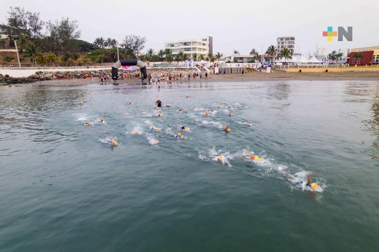 Diana Quiroz y Alejandro Pérez ganaron el Triatlón Fuga de Isla 2024