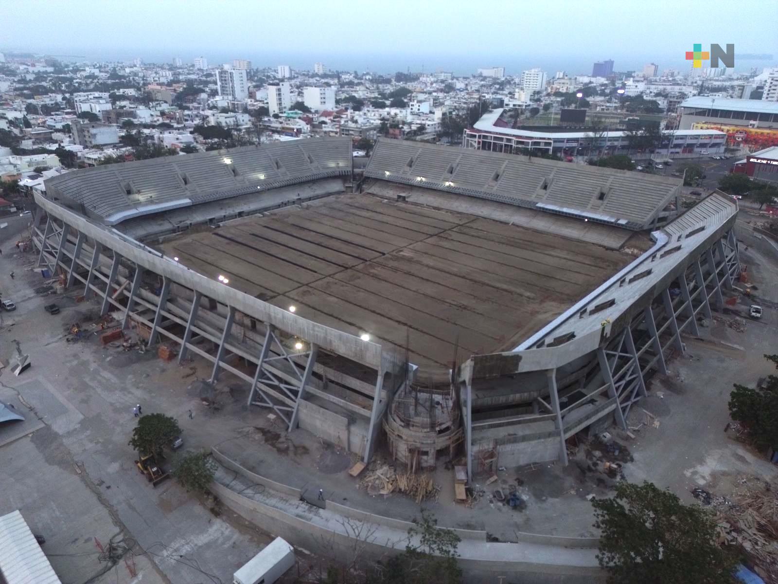 Inician colocación del pasto en estadio Luis de la Fuente “El Pirata”