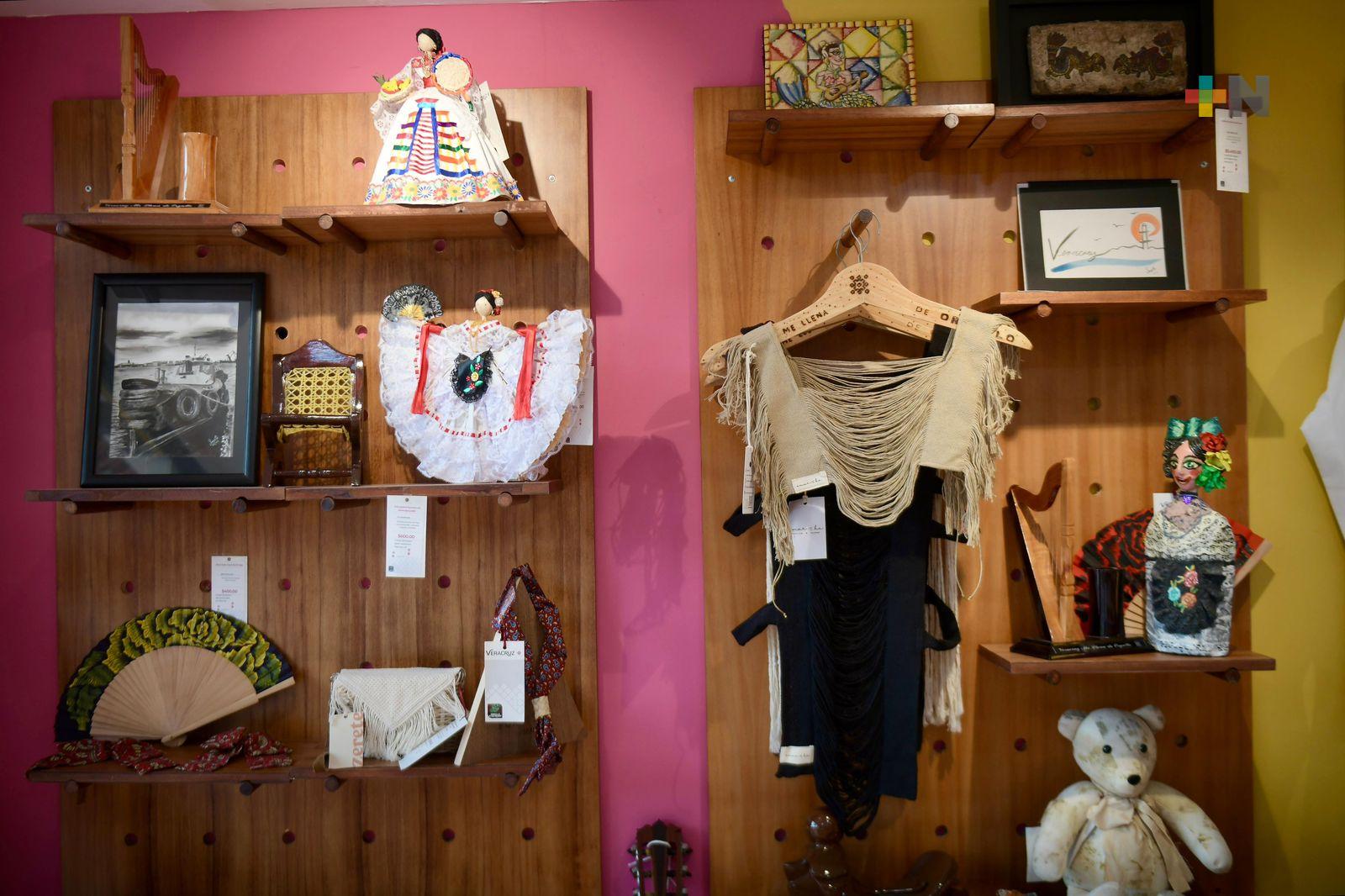 Tienda Veracruz Me llena de Orgullo abrió sus puertas en plaza Acuario