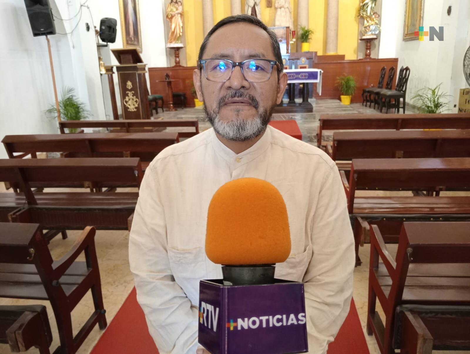 Parroquia que ofrece alimentos a personas necesitadas organiza recaudación en Boca del Río