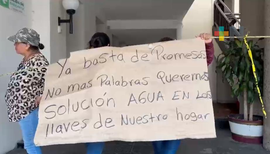 Por falta de agua, vecinos podrían tomar entrada al municipio de Ixtaczoquitlán