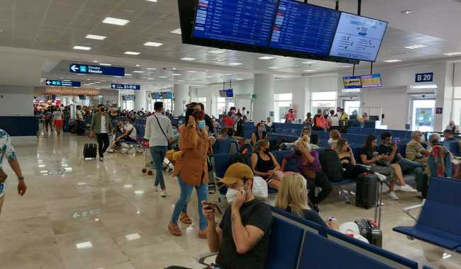 Llegan a México más de cuatro millones de turistas internacionales vía aérea