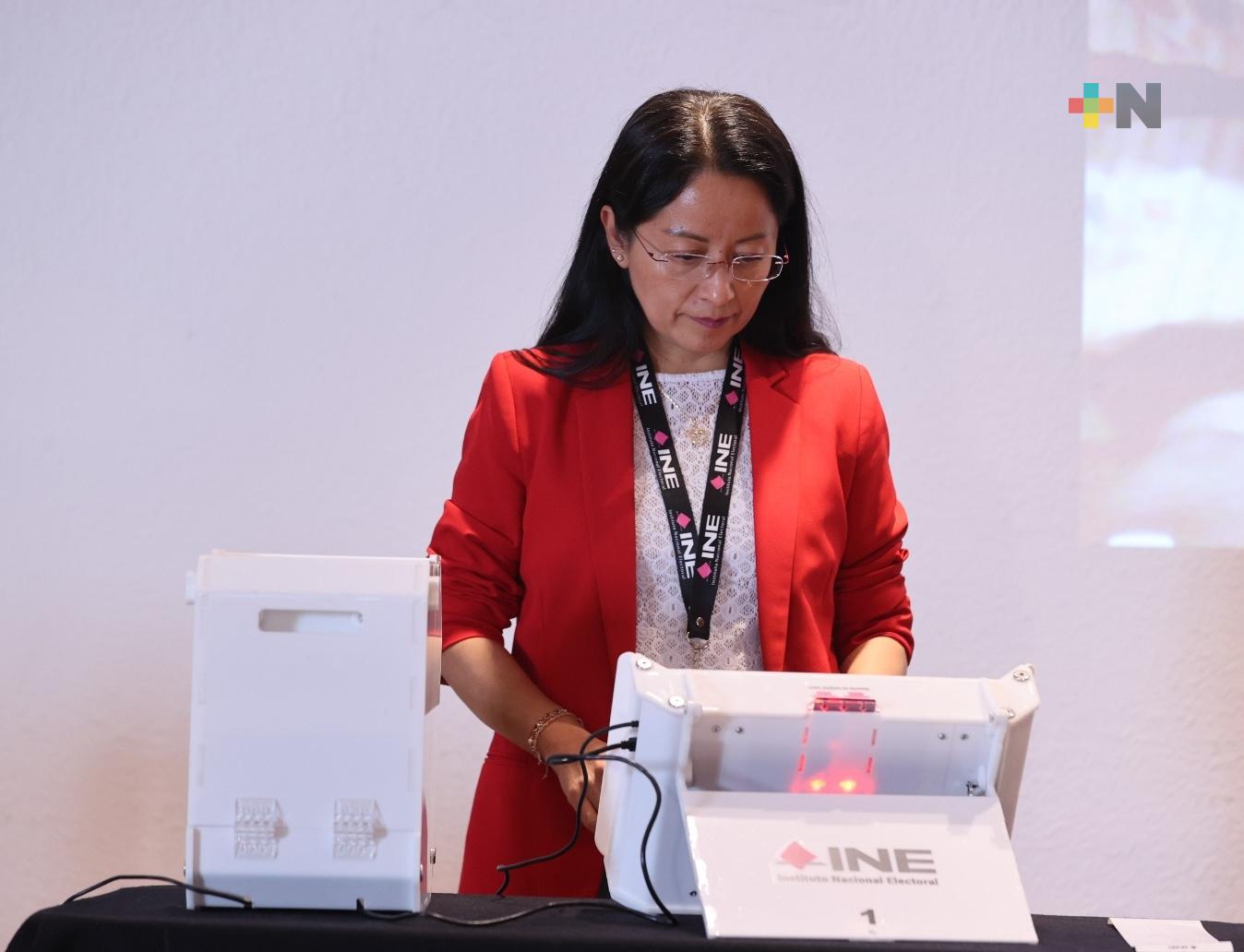 Presentan urnas electrónicas que se utilizarán en CDMX este 2 de junio