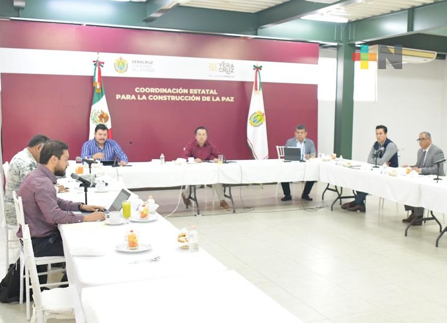 Fiscalía General del Estado brinda informe en la Mesa para Construcción de la Paz