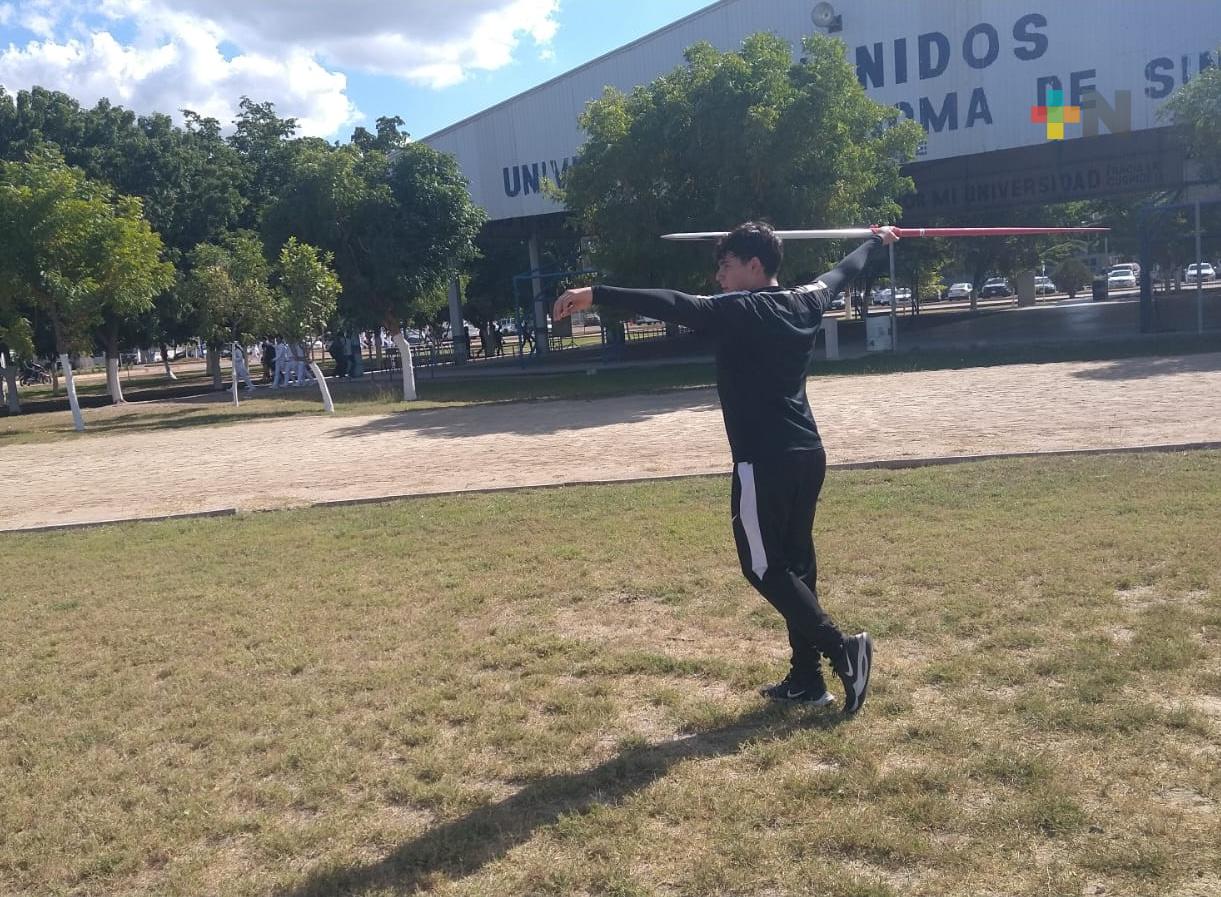 Programa deportivo universitario brinda resultados positivos: Ian Carlos Díaz