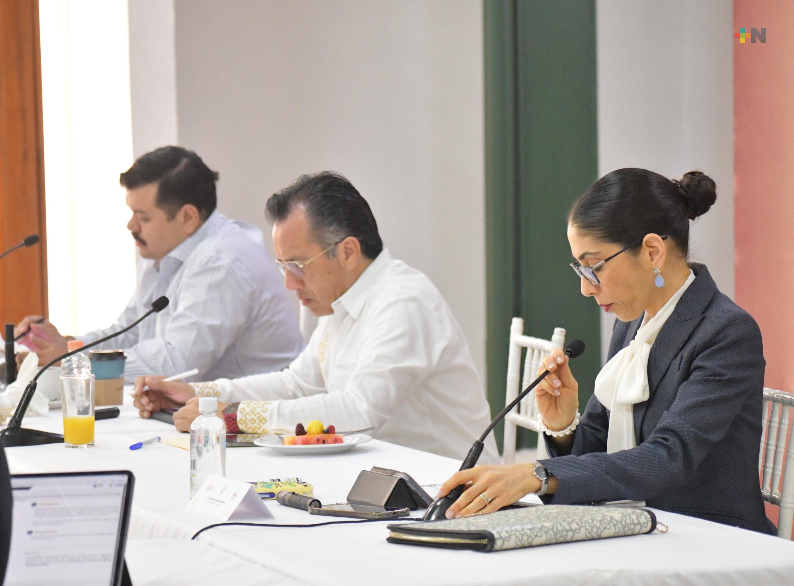 FGE rinde informe en la Mesa para Construcción de la Paz
