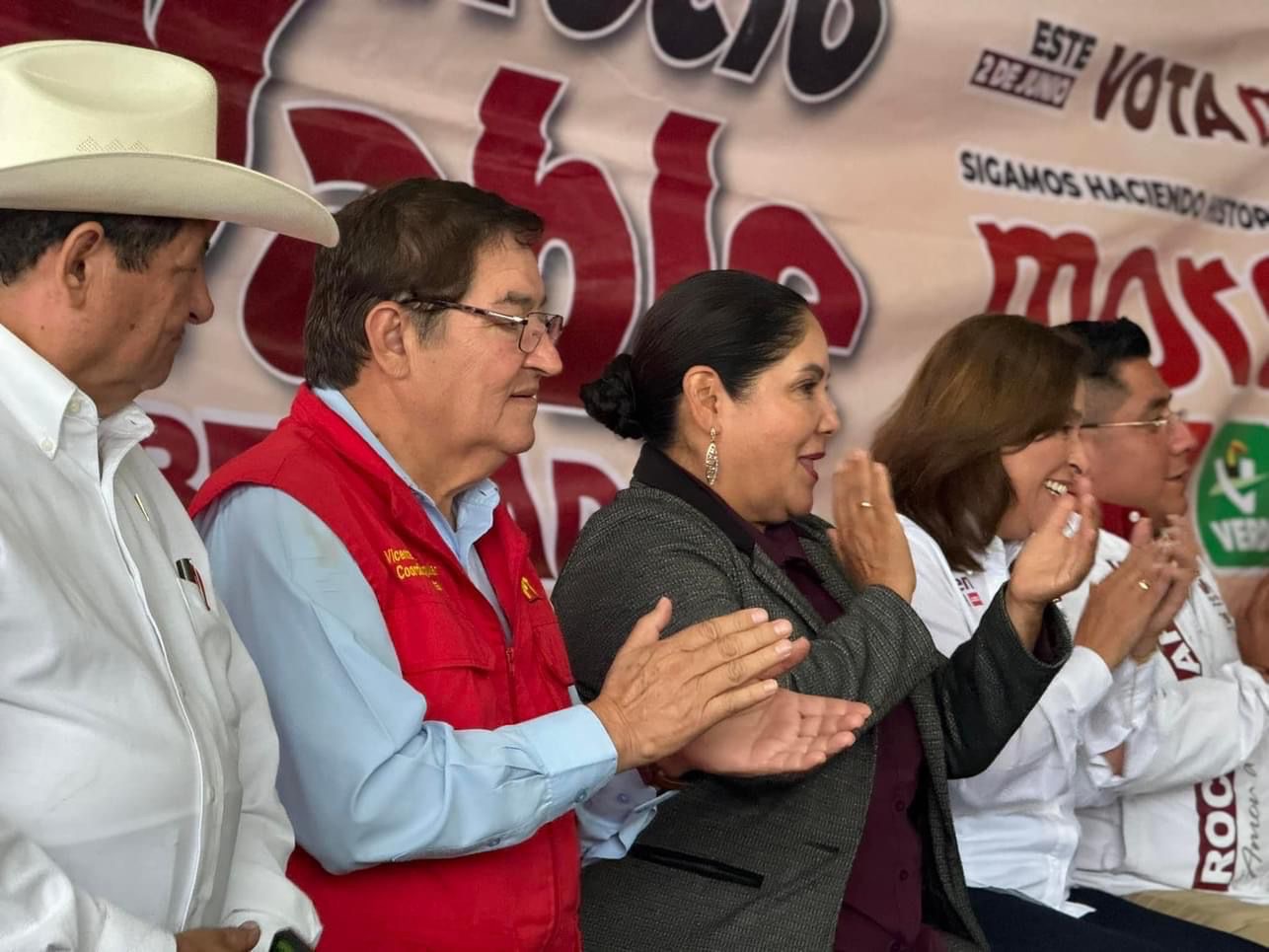 Ampliaremos el número de becas a estudiantes universitarios: Claudia Tello