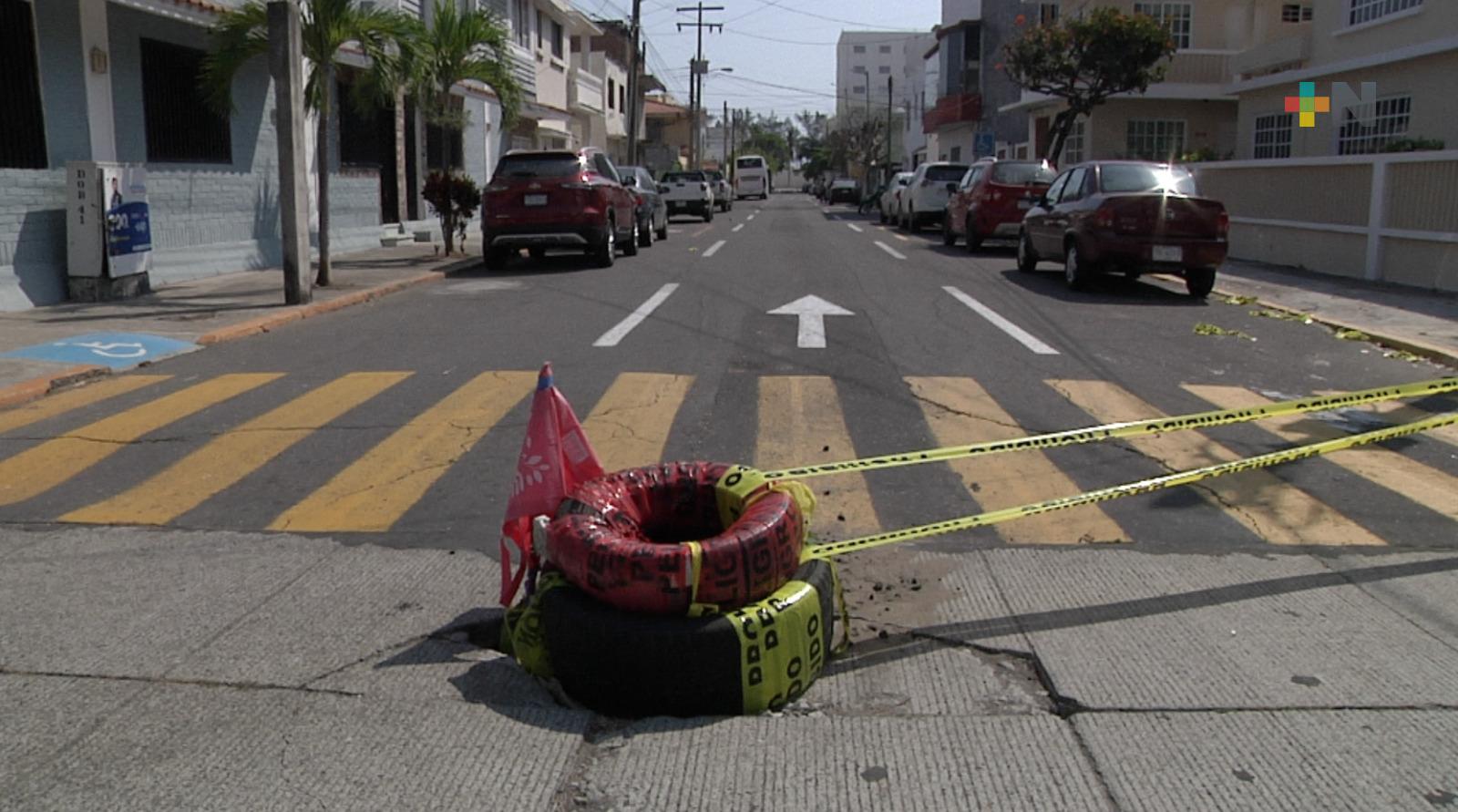 Reportan hundimiento en la colonia Flores Magón de Veracruz