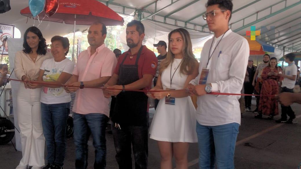Celebran aumento de turismo en el Pueblo Mágico de Coatepec