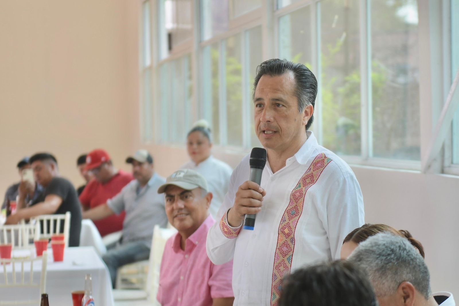 Reconoce Cuitláhuac García a trabajadores de la construcción en su día