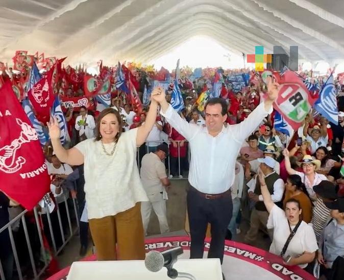 José Francisco Yunes anuncia cruzada a favor del magisterio veracruzano