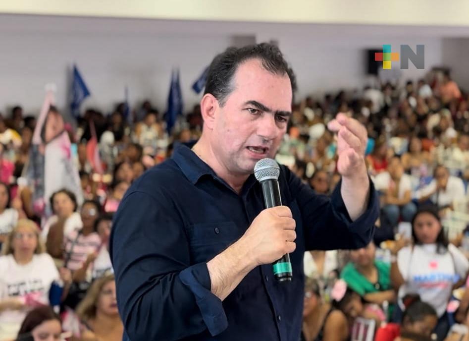 José Francisco Yunes se reúne con sector industrial del sur de la entidad