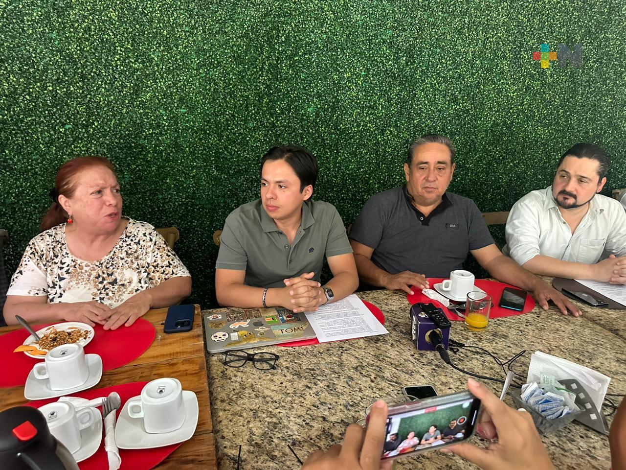 Restauranteros de Coatza crean asociación gastronómica para mejora del servicio