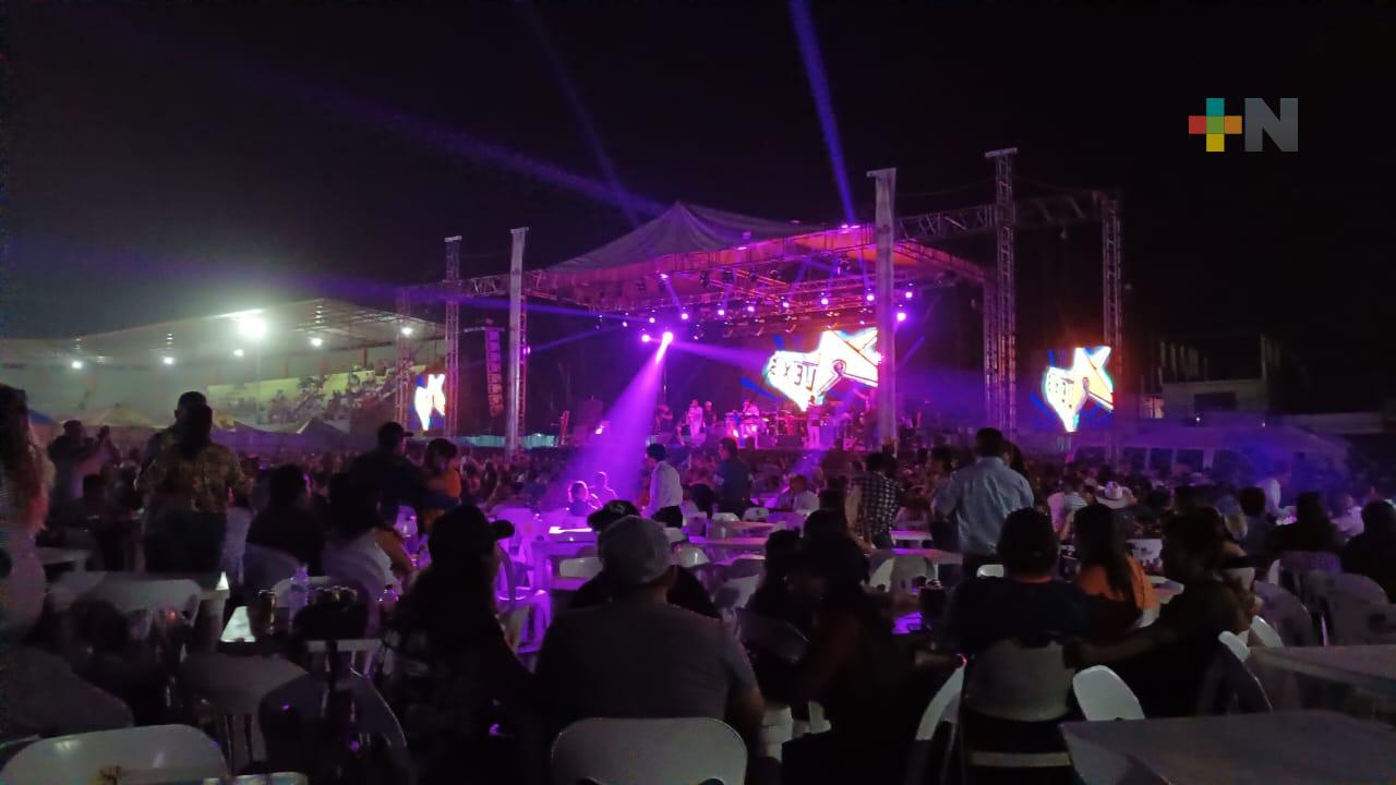 Un éxito el «Carnaval del azúcar» en Paso del Macho