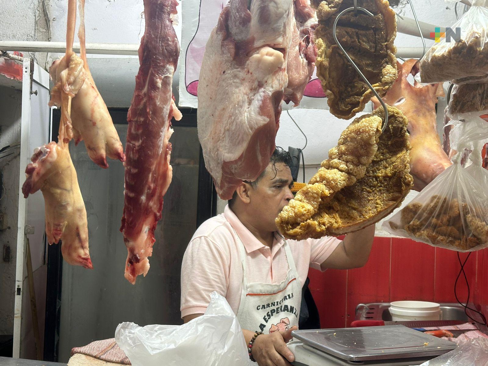 Por calor, carniceros toman medidas adicionales para preservar sus productos