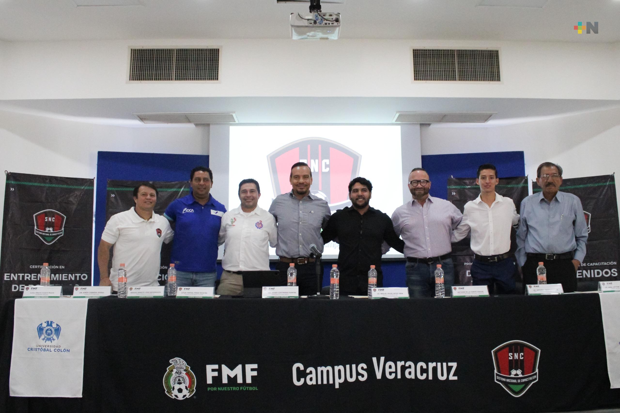 SNC Veracruz firma convenio de trabajo con la Súper Liga MX y TDP
