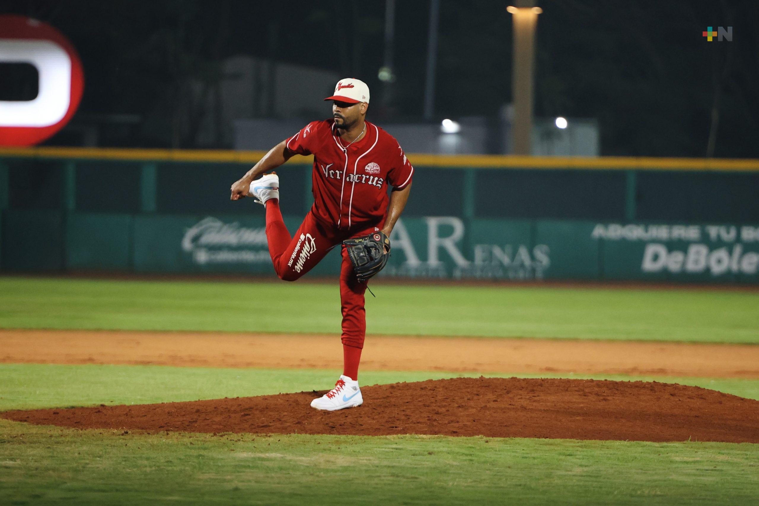 Con pitcheo de Esmil Rogers, El Águila empata la serie en Tabasco 