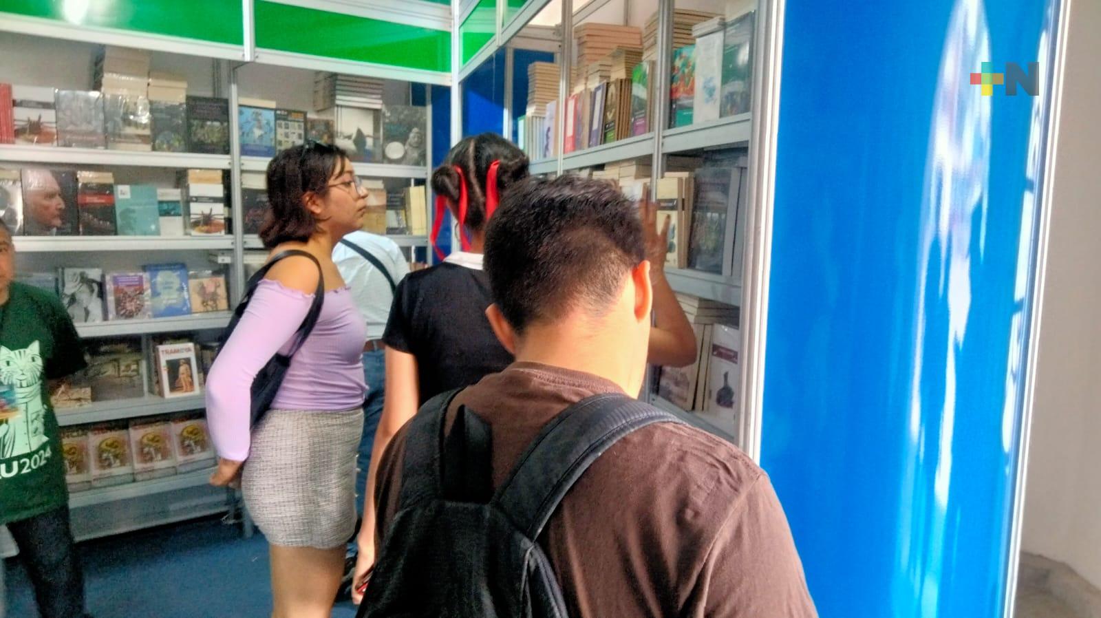 Comics, literatura de terror, novelas y más en la FILU 2024