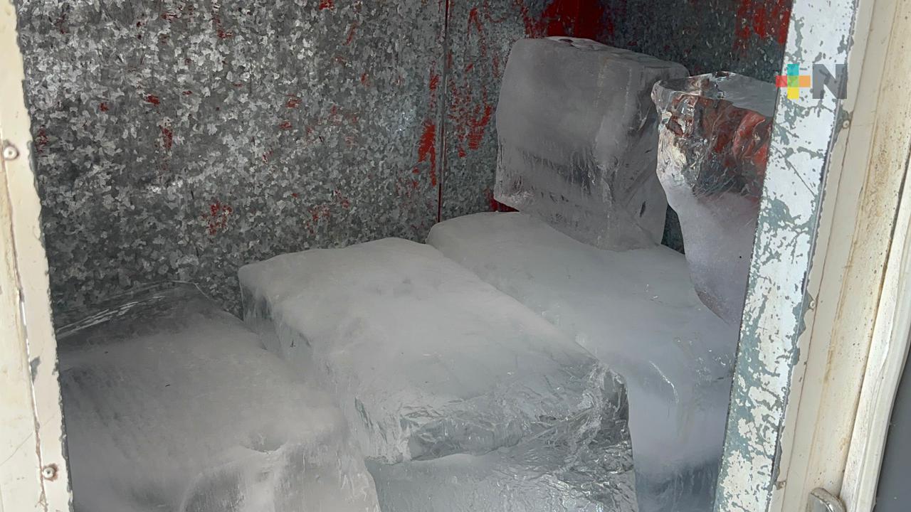 Pese al aumento en demanda, en Coatza no hay desabasto de hielo