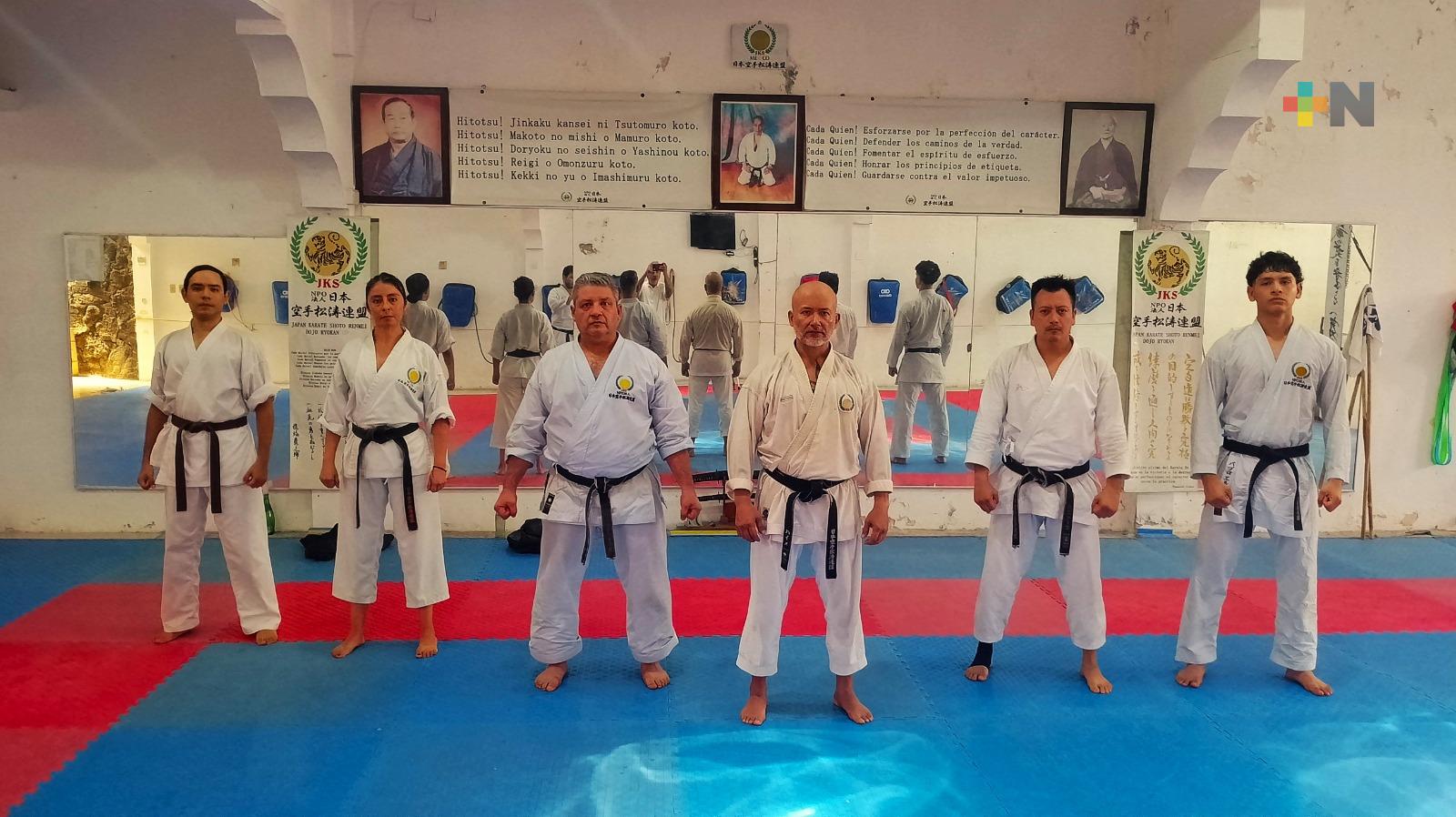 Se alistan karatecas veracruzanos para el Mundial JKS, en Japón