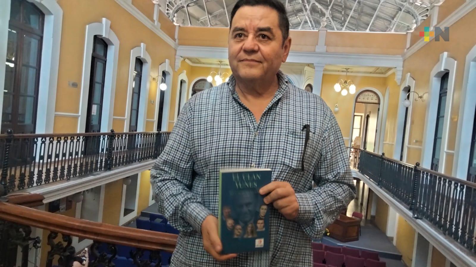 Tulio Moreno presentó su libro «El Clan Yunes»