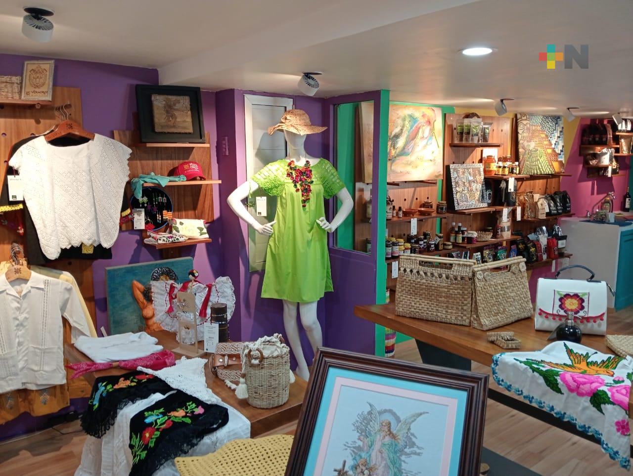 Tienda «Veracruz me llena de orgullo» de plaza Acuario ofrece más de 1000 artículos