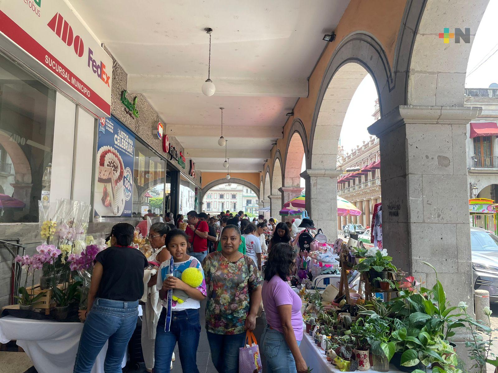 En Xalapa, artesanos esperan aumentar sus ventas por Día de las Madres