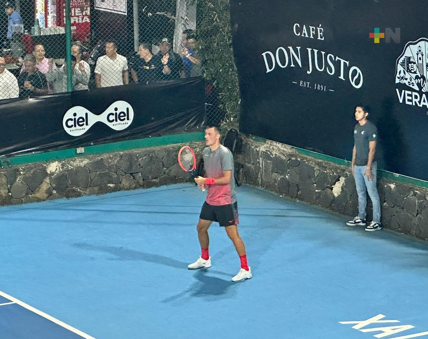 Tenista australiano se presentó con triunfo en el Abierto de Xalapa