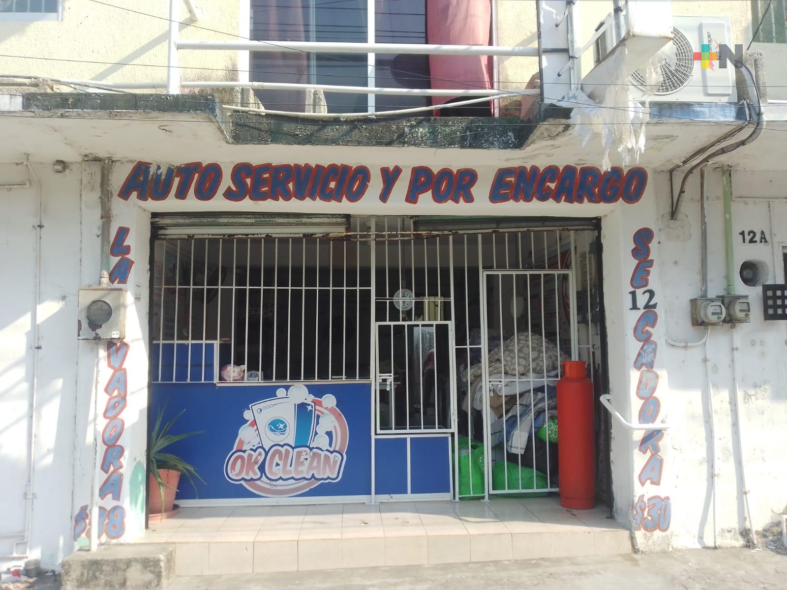 Por falta y escasez de agua agonizan las lavanderías, en el puerto