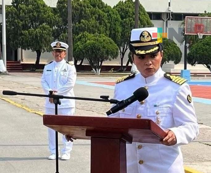 Veracruzana Yearim Hernández asume mando de Buque Tanque de Pemex