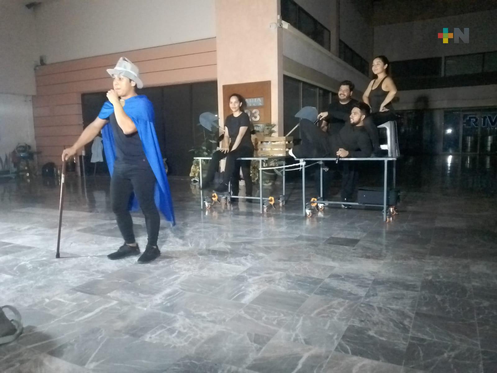 Grupo Candilejas Musicales ensaya puesta en escena en Aquarium de Veracruz