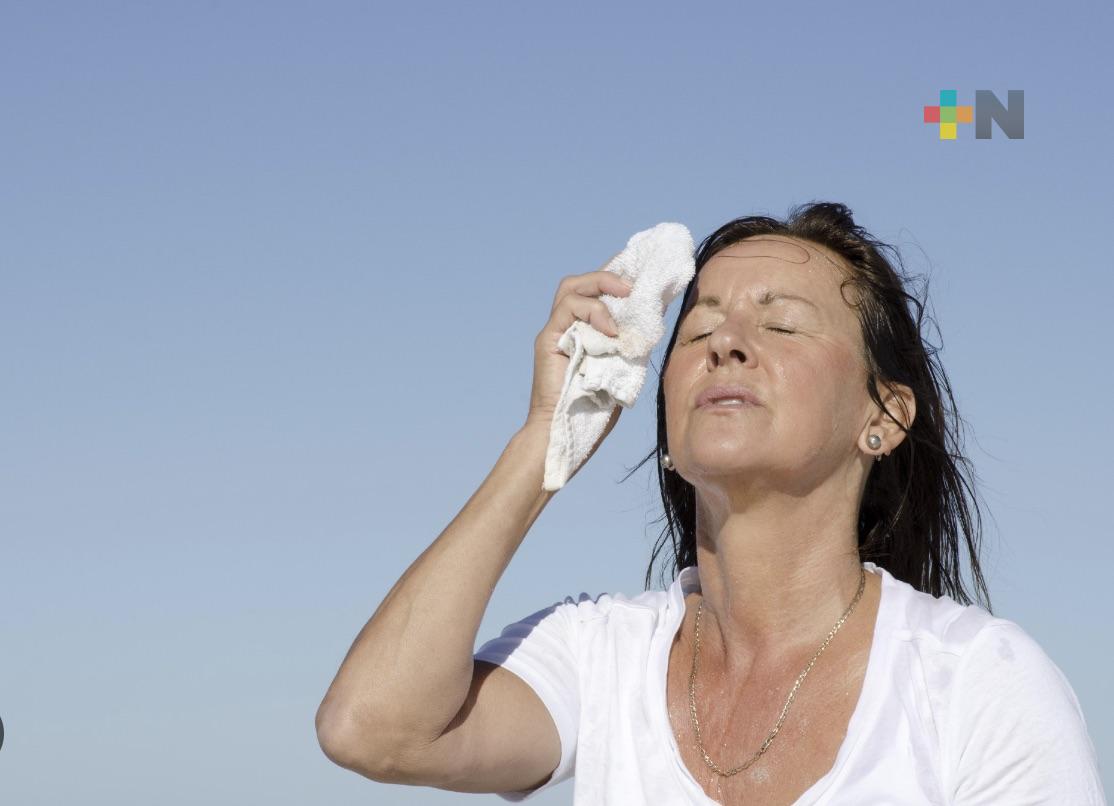 Calor produce afecciones al sueño y concentración: Psicóloga