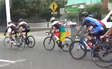 Más de 250 ciclistas rodaron en tercera edición del Circuito Mágico Orizaba