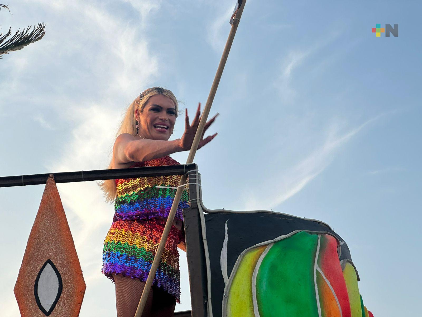 Realizan la decimotercera marcha del orgullo LGBTIQ+ en Coatzacoalcos