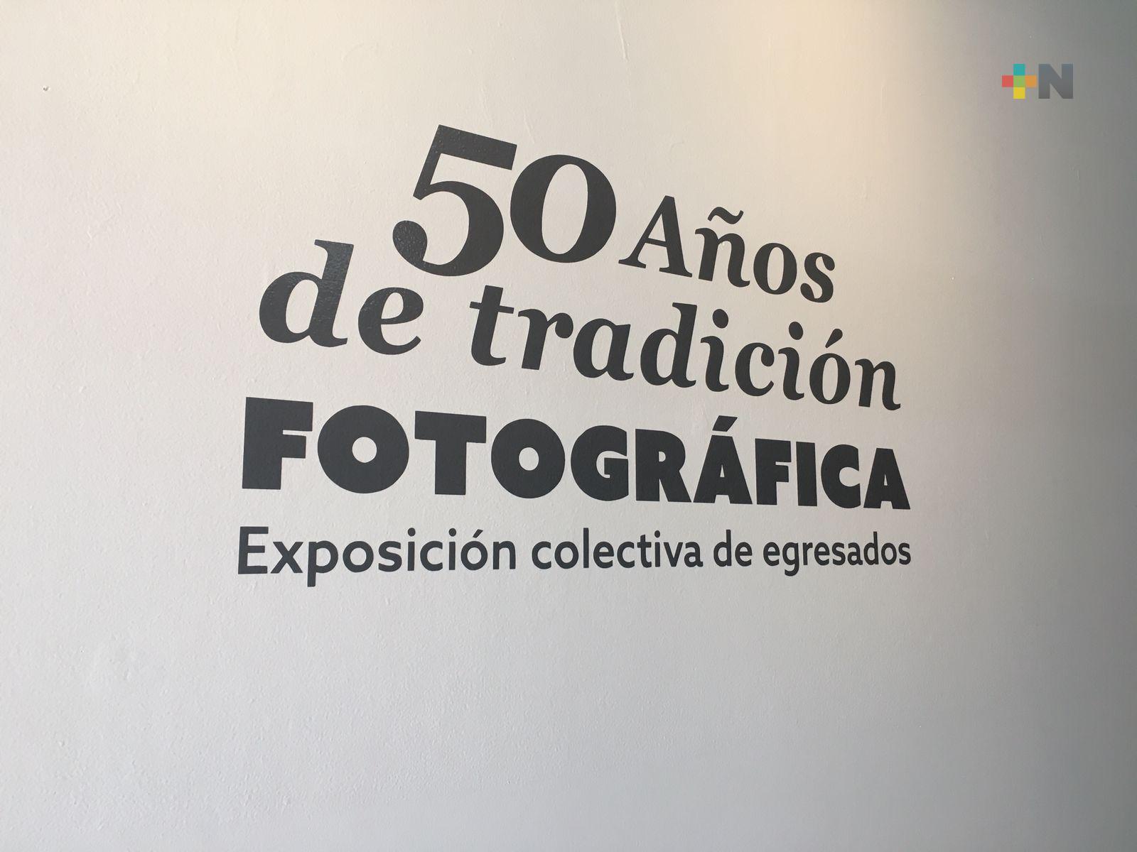 Exposición fotográfica con motivo de los 50 años de Facultad de Artes Plásticas de la UV