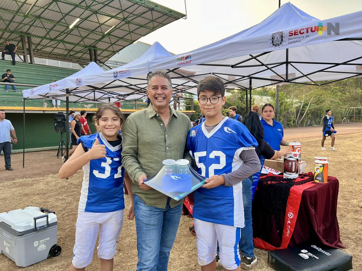 Halcones UV de Futbol Americano nuevos embajadores turísticos: Iván Martínez