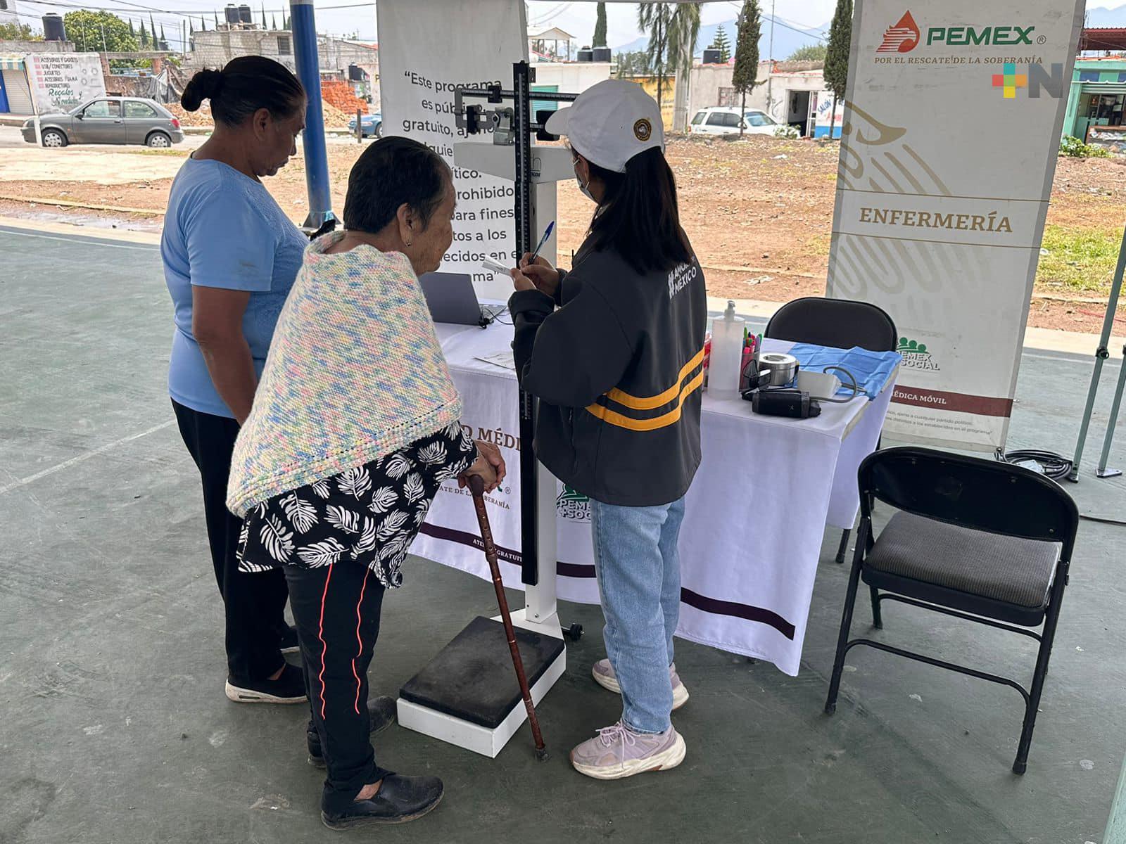 Brigada medica de PEMEX-SINOPEC atiende en Cosamaloapan