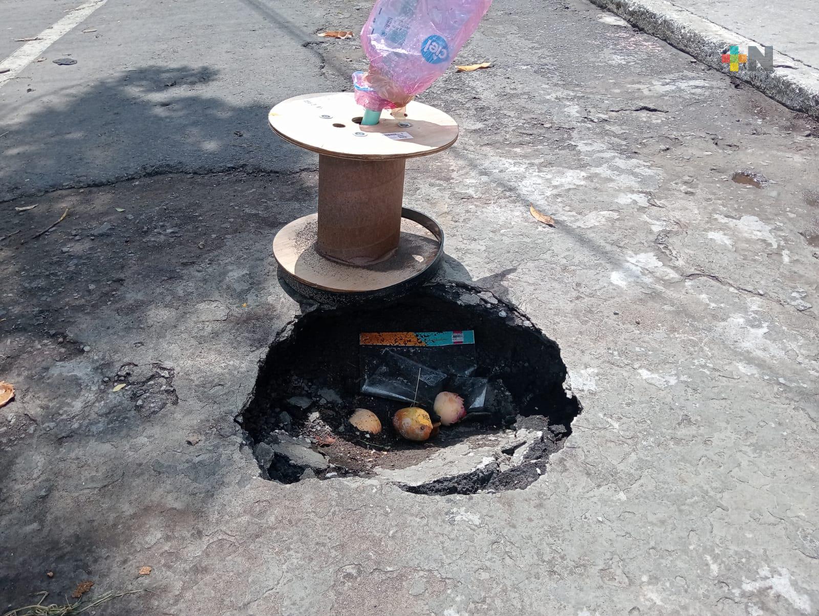 Se agrandan baches sin atención en Veracruz puerto y crecen también riesgos