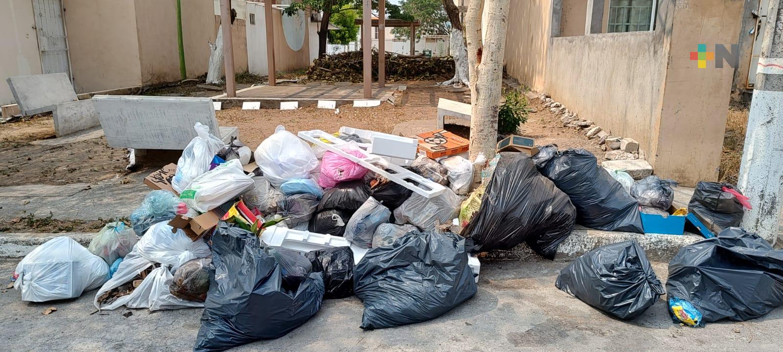 Una semana sin pasar la basura por fraccionamiento Xana se quejan vecinos
