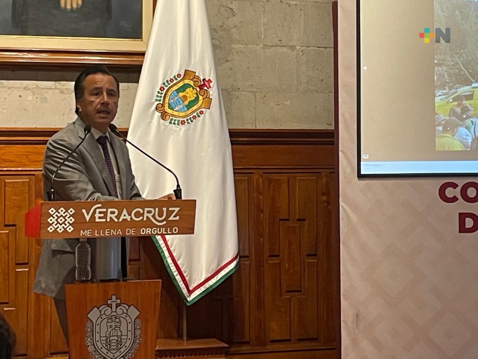 Gobernador logra acuerdo con pobladores de Cosautlán