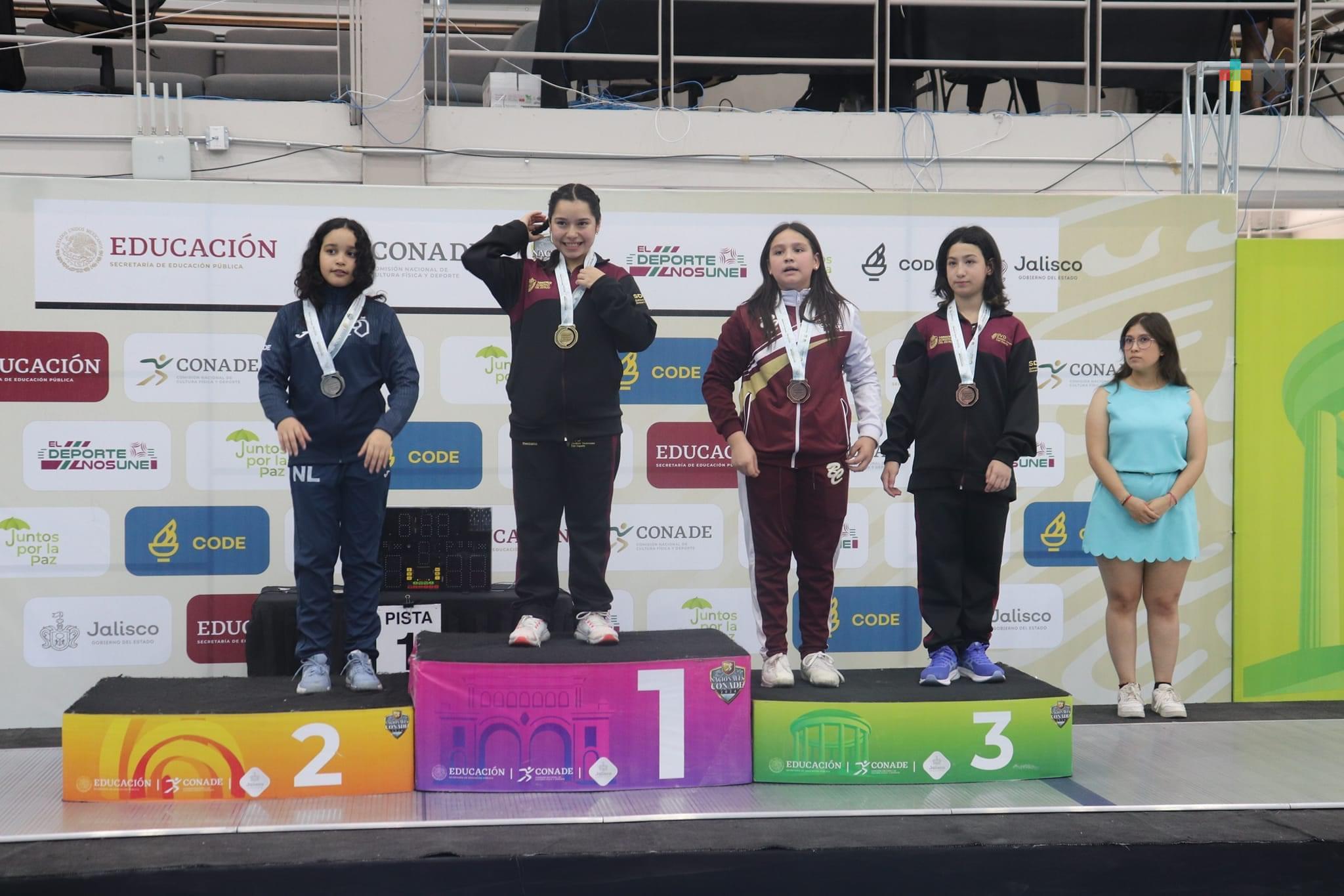 Veracruz conquista 2 medallas en esgrima femenil en la categoría 12-13 años