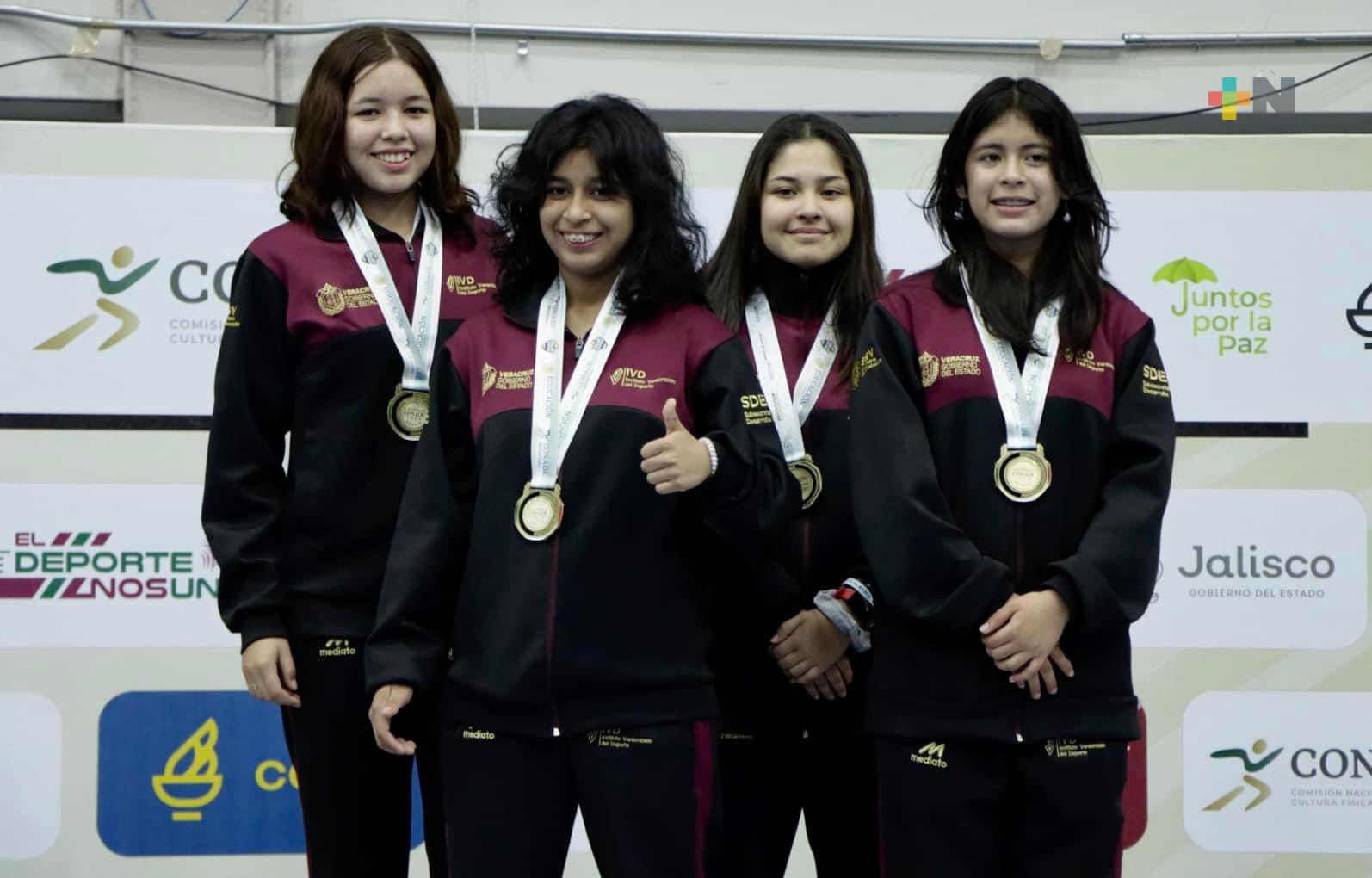 Esgrima suma 13 medallas en Nacionales CONADE