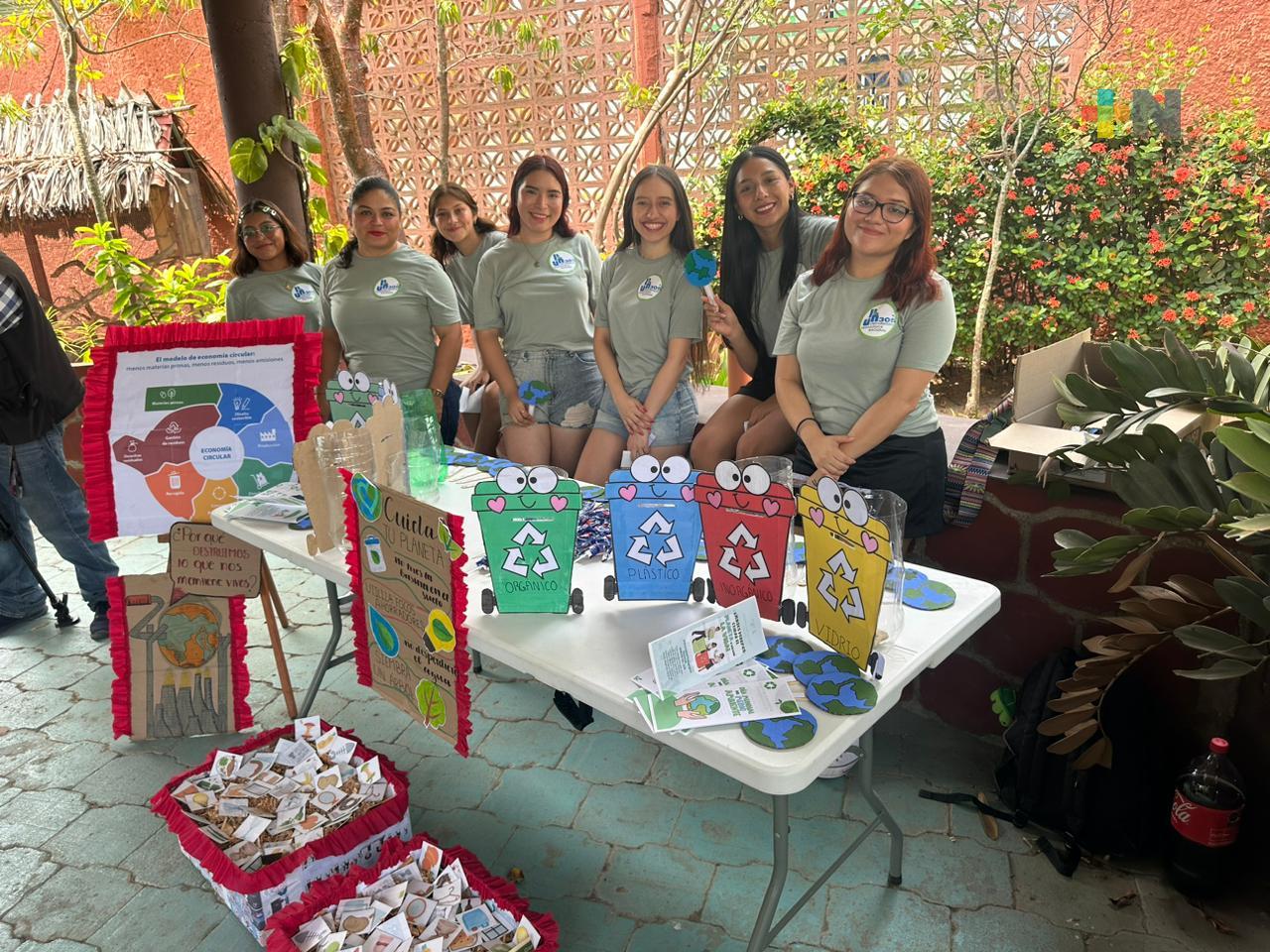 Modificar desechos de basura y hábitos de consumo para en realidad trabajar por medio ambiente