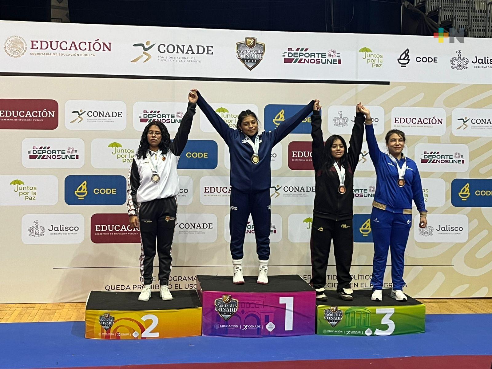 Veracruz cierra su participación con siete medallas en luchas asociadas